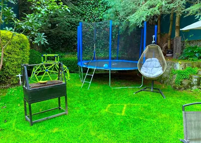 Campsite Tipo Cabana, Rodeado De Bosque